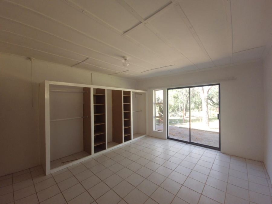 To Let 4 Bedroom Property for Rent in Ladybrand Free State